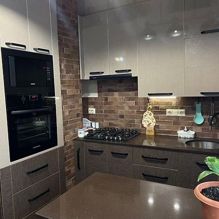 Apartment Anzi Batumi Luaran gambar