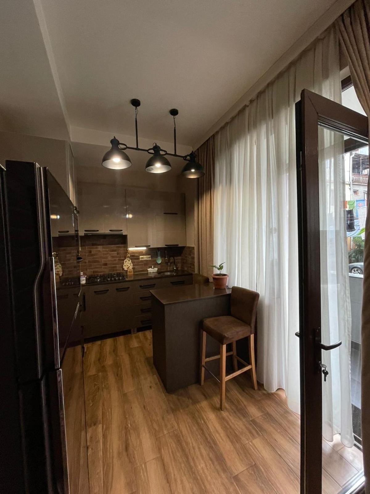 Apartment Anzi Batumi Luaran gambar