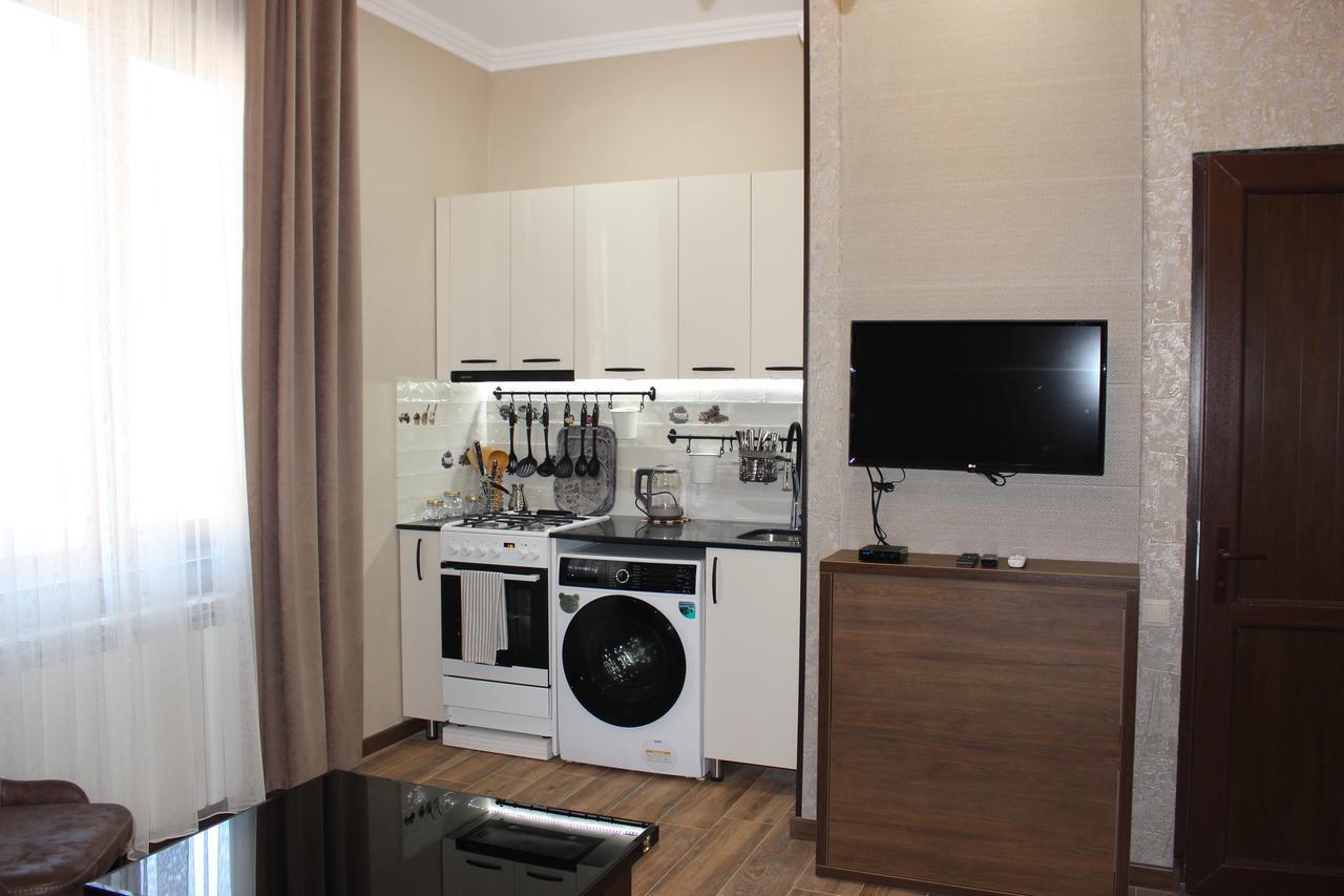 Apartment Anzi Batumi Luaran gambar