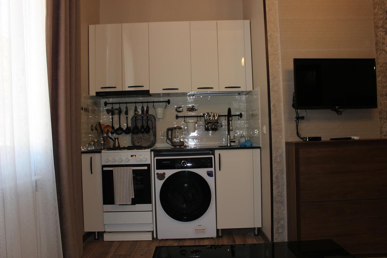 Apartment Anzi Batumi Luaran gambar