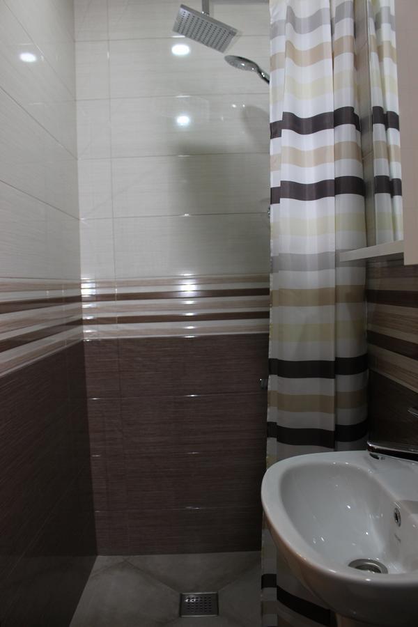 Apartment Anzi Batumi Luaran gambar