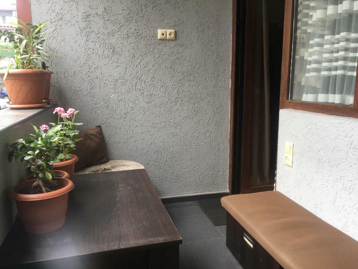 Apartment Anzi Batumi Luaran gambar